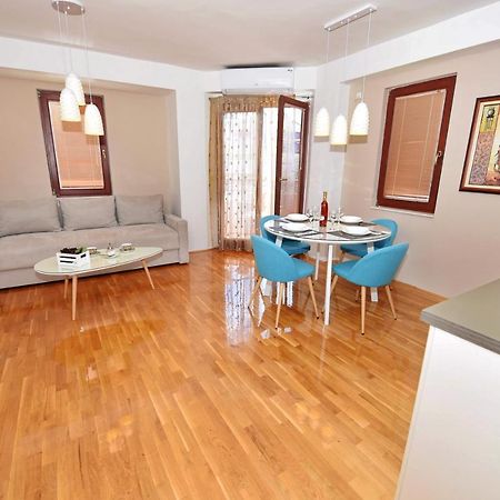 Si Apartments Ohrid With Free Parking Exterior photo