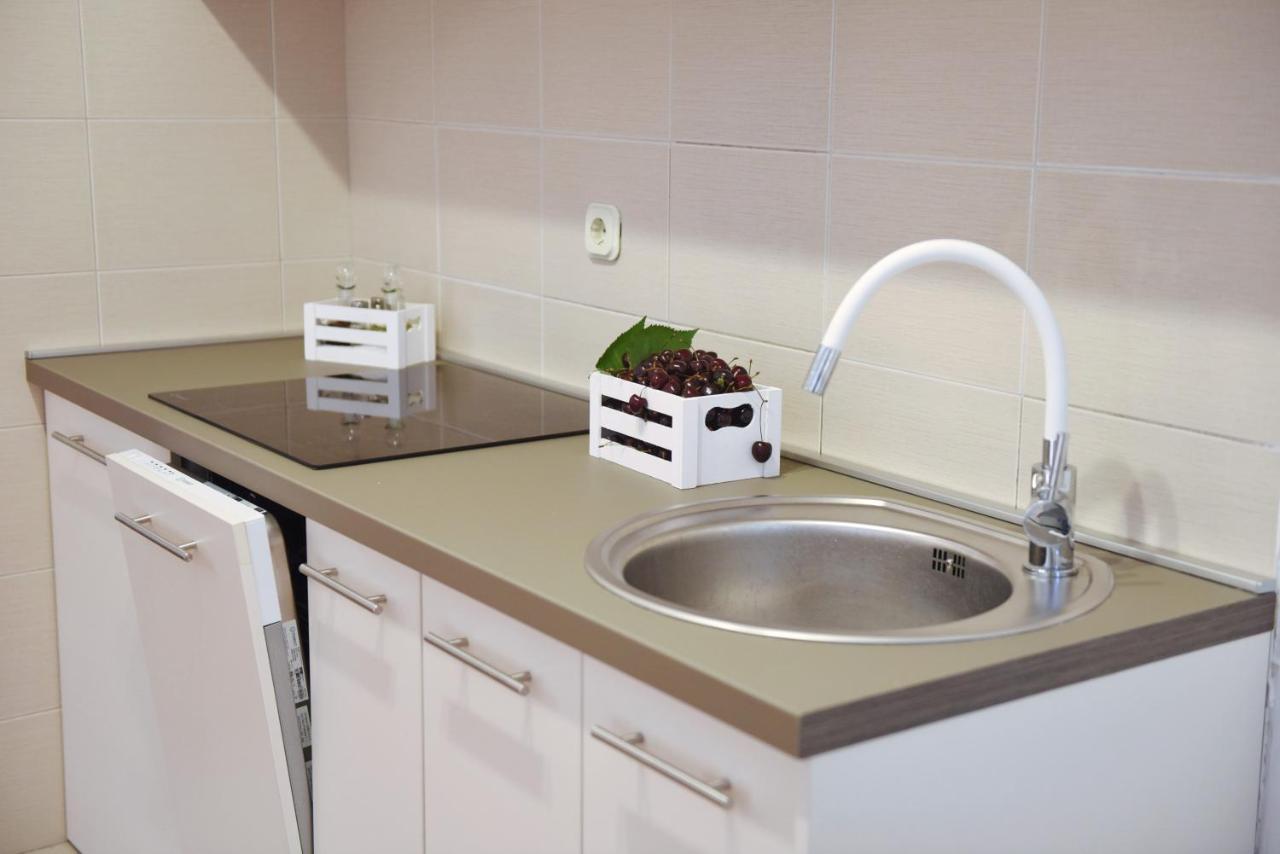 Si Apartments Ohrid With Free Parking Exterior photo