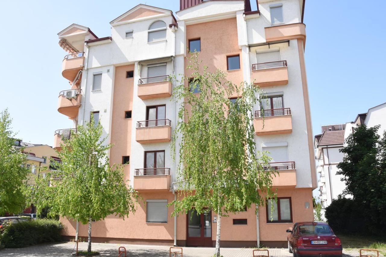 Si Apartments Ohrid With Free Parking Exterior photo